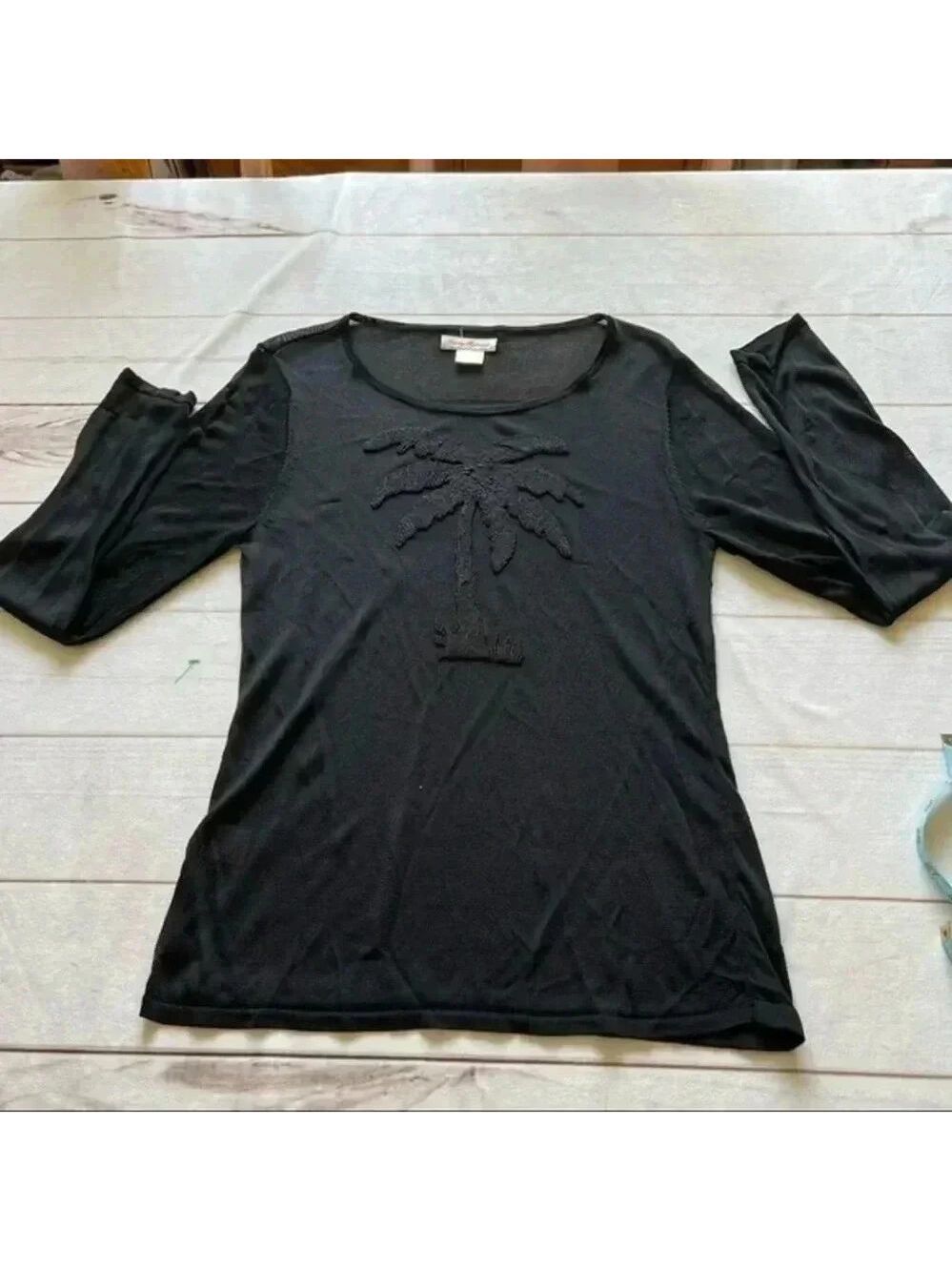 TOMMY BAHAMA BEADED PALM TREE SHEER MESH TOP LONG SLEEVE SIZE M. - Picture 6 of 12